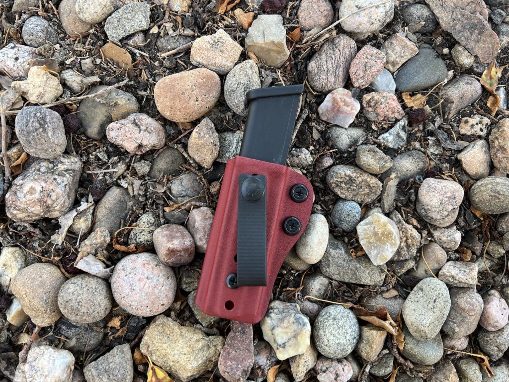 Concord Mag Carrier-Blood Red